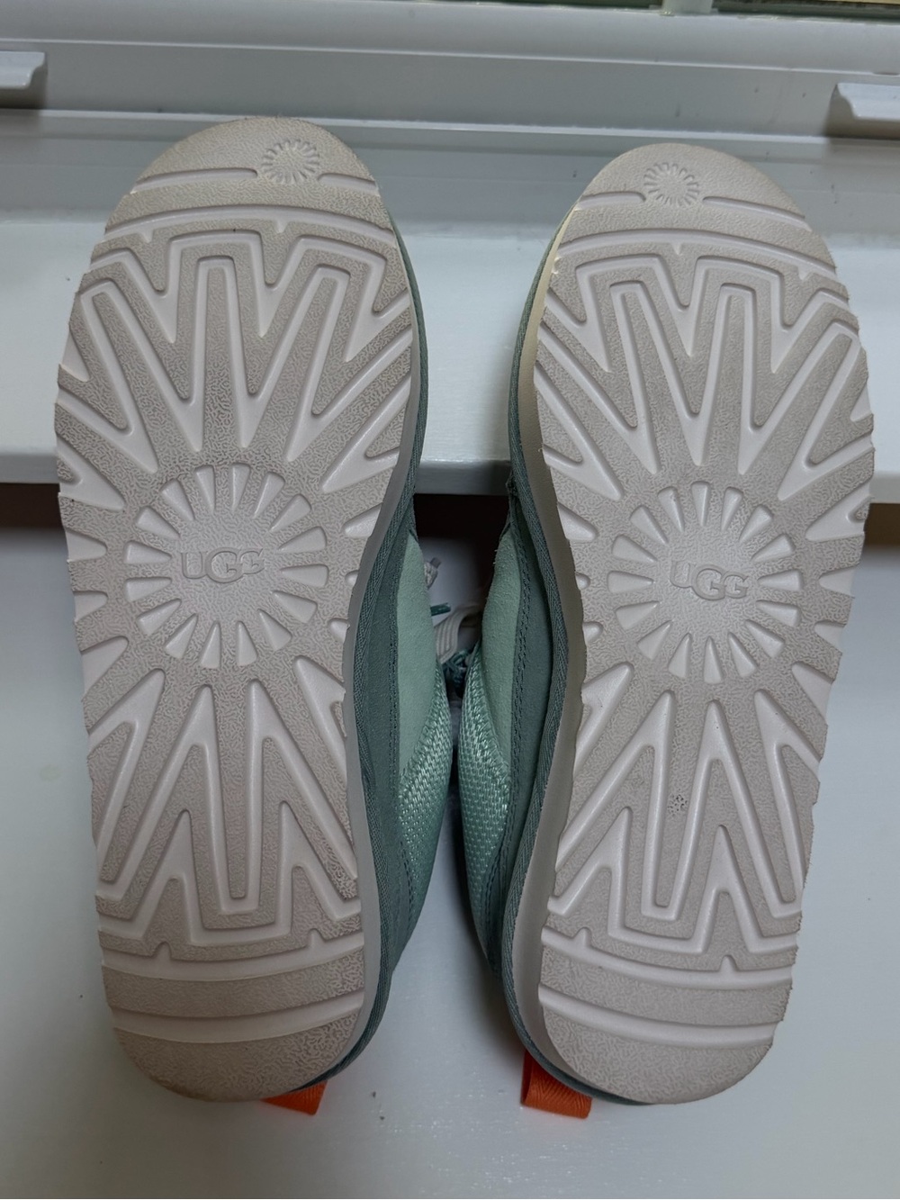 UGG Women's Mint Green & Cream Low-Top Sneakers - Picture 5 of 9
